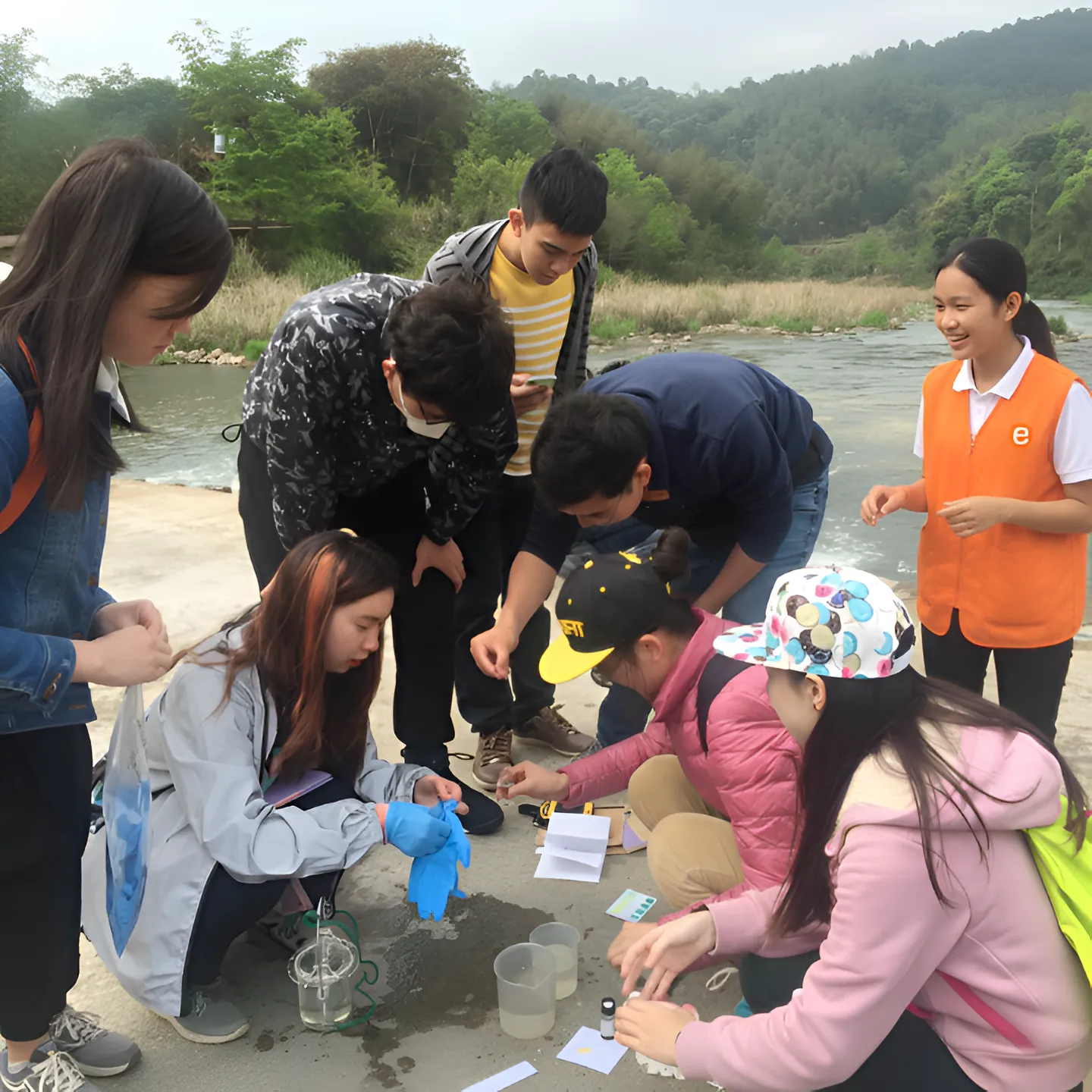 students in an educational tour in the Philippines conducting an inquiry-based learning activity
